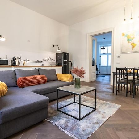 Friendly Home In The Center With 2Bedrooms Budapest Eksteriør billede