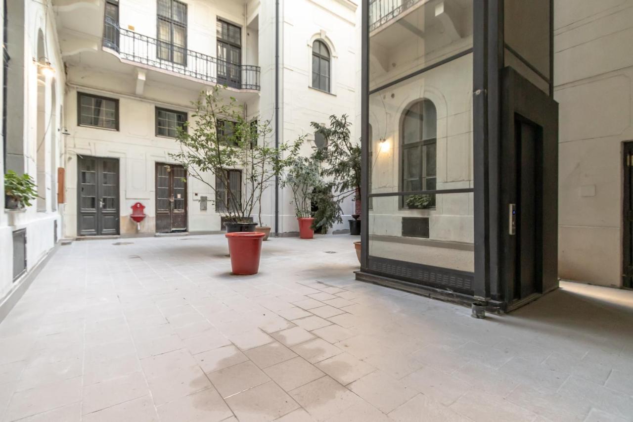 Friendly Home In The Center With 2Bedrooms Budapest Eksteriør billede