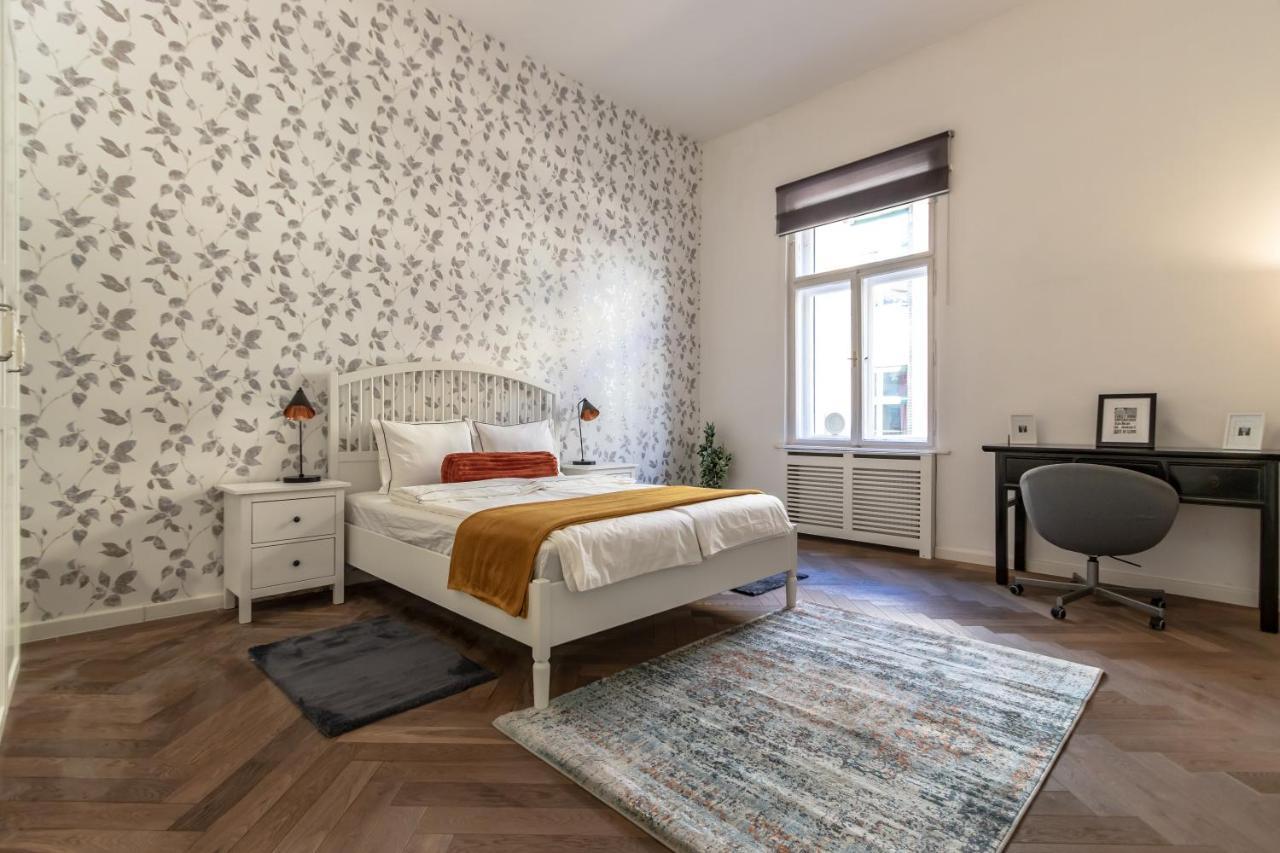 Friendly Home In The Center With 2Bedrooms Budapest Eksteriør billede